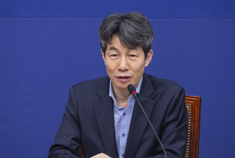 민주당 윤건영 의원 "한반도 평화 한...