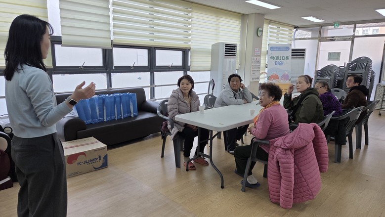 사회적 고립 예방하는 마을돌봄 