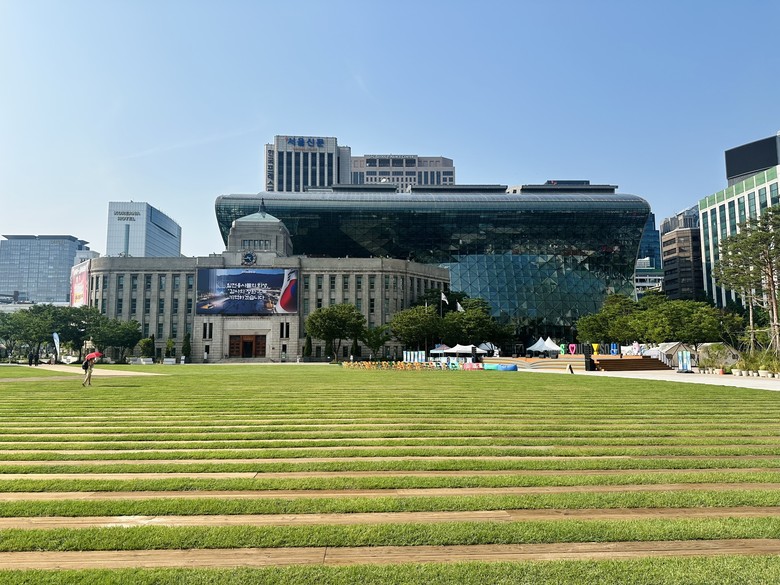 다문화 부모 21.8% “진로 정보 ...