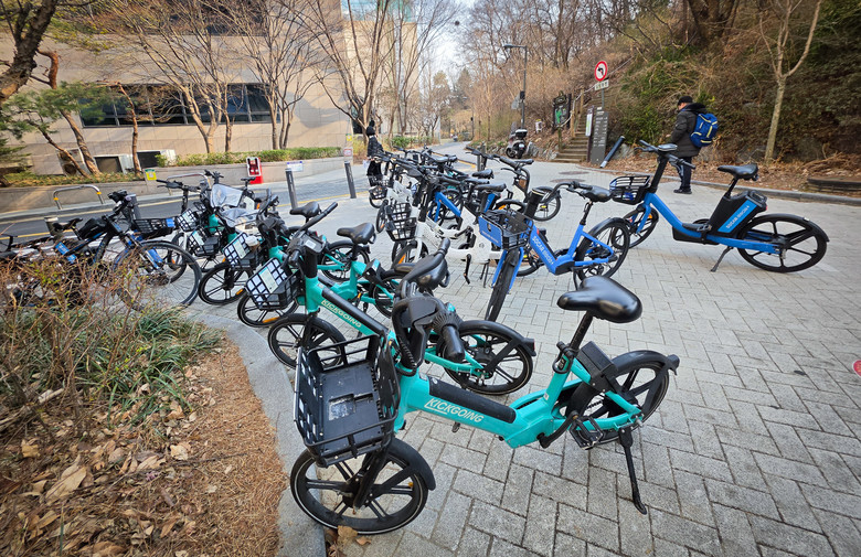 서초구, 서울시 최초 통행방해 전기자...