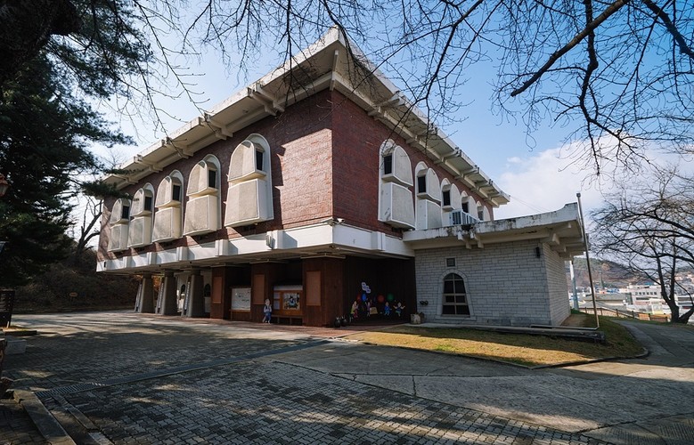 충남의 멋 숨쉬는 ‘예술같은 건축물’