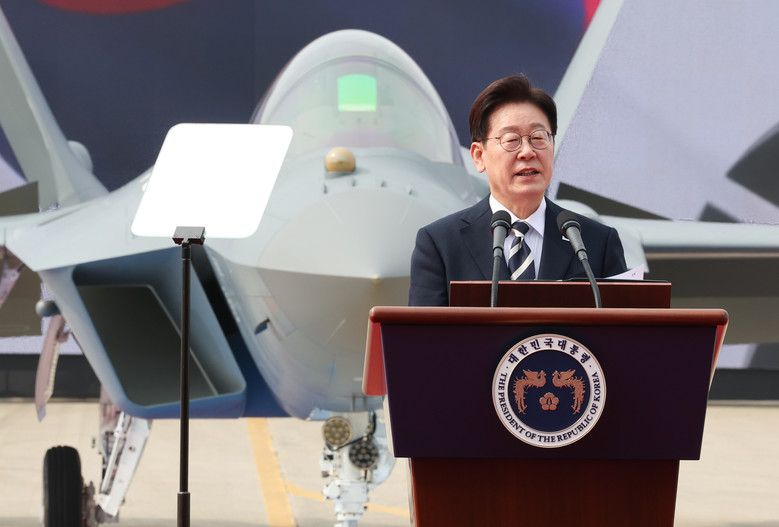 이재명 대통령 "KF-21, 자주국방...